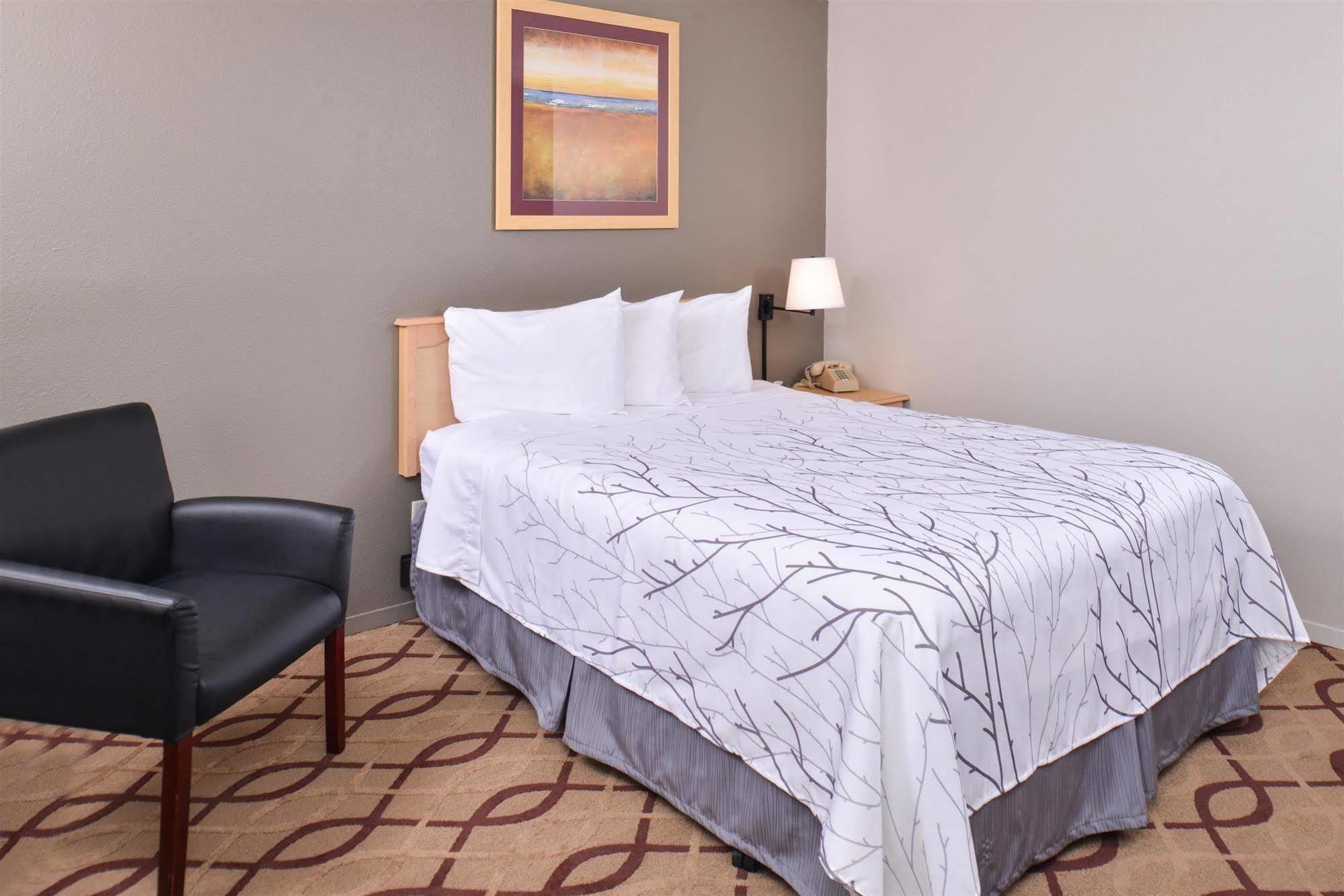 Cottonwood Inn And Conference Center South Sioux City ภายนอก รูปภาพ