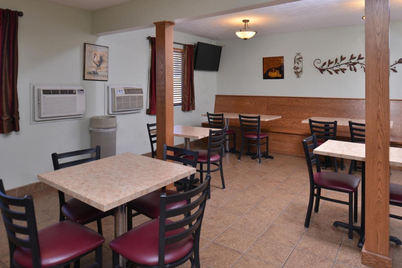 Cottonwood Inn And Conference Center South Sioux City ภายนอก รูปภาพ