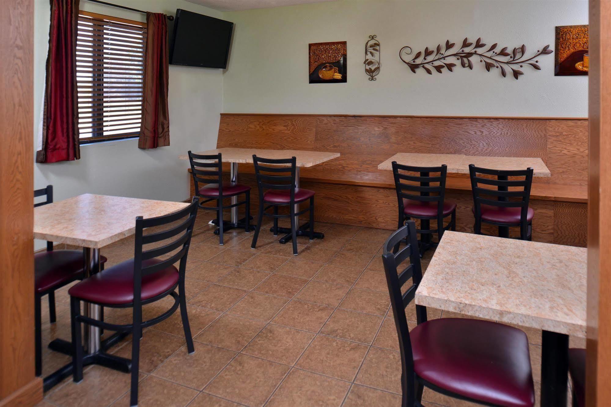 Cottonwood Inn And Conference Center South Sioux City ภายนอก รูปภาพ